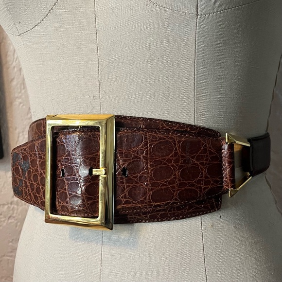 Salvatore Ferragamo Accessories - Salvatore Ferragamo Brown Croc-Embossed Leather Belt with Gold Buckle